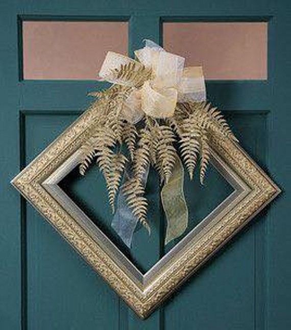 christmas decorations with old photo frames upcycle art christmas decorations with old photo frames upcycle art