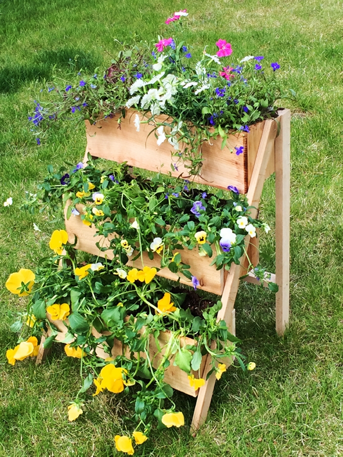 Multi Tier Pallet Planters / Gardens | Upcycle Art
