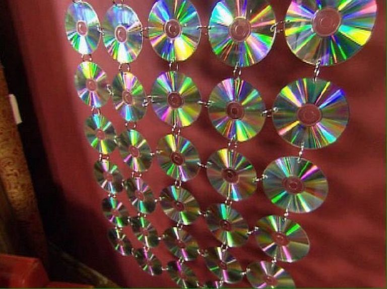 DIY Ideas To Recycle Your Old CDs Upcycle Art